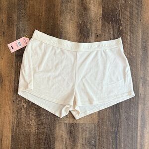 Juicy Couture Women's Ivory velvet Lounge Shorts NWT MED